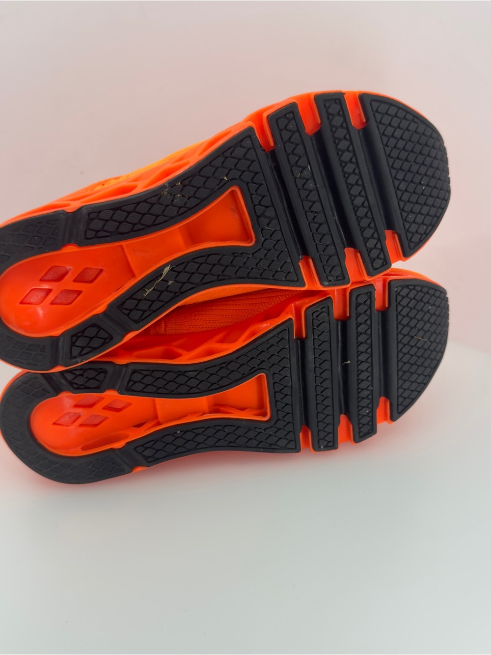 Orange Glow running tennis shoes | Size 7 sneakers | pickleball gym work out - Picture 11 of 12